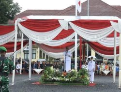 Bupati Ela Siti Nuryamah Pimpin Upacara Peringatan HUT ke_26 Kabupaten Lampung Timur