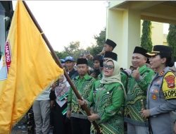 Bupati Lamtim Ela Siti Nuryamah Lepas Keberangkatan Jamaah Calon Haji Tahun 2025 kloter 7